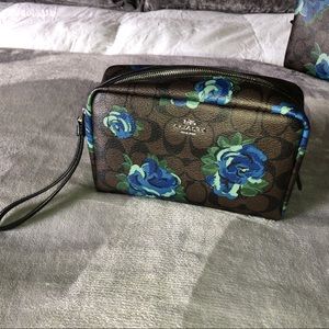 Coach Cosmetic/Wristlet